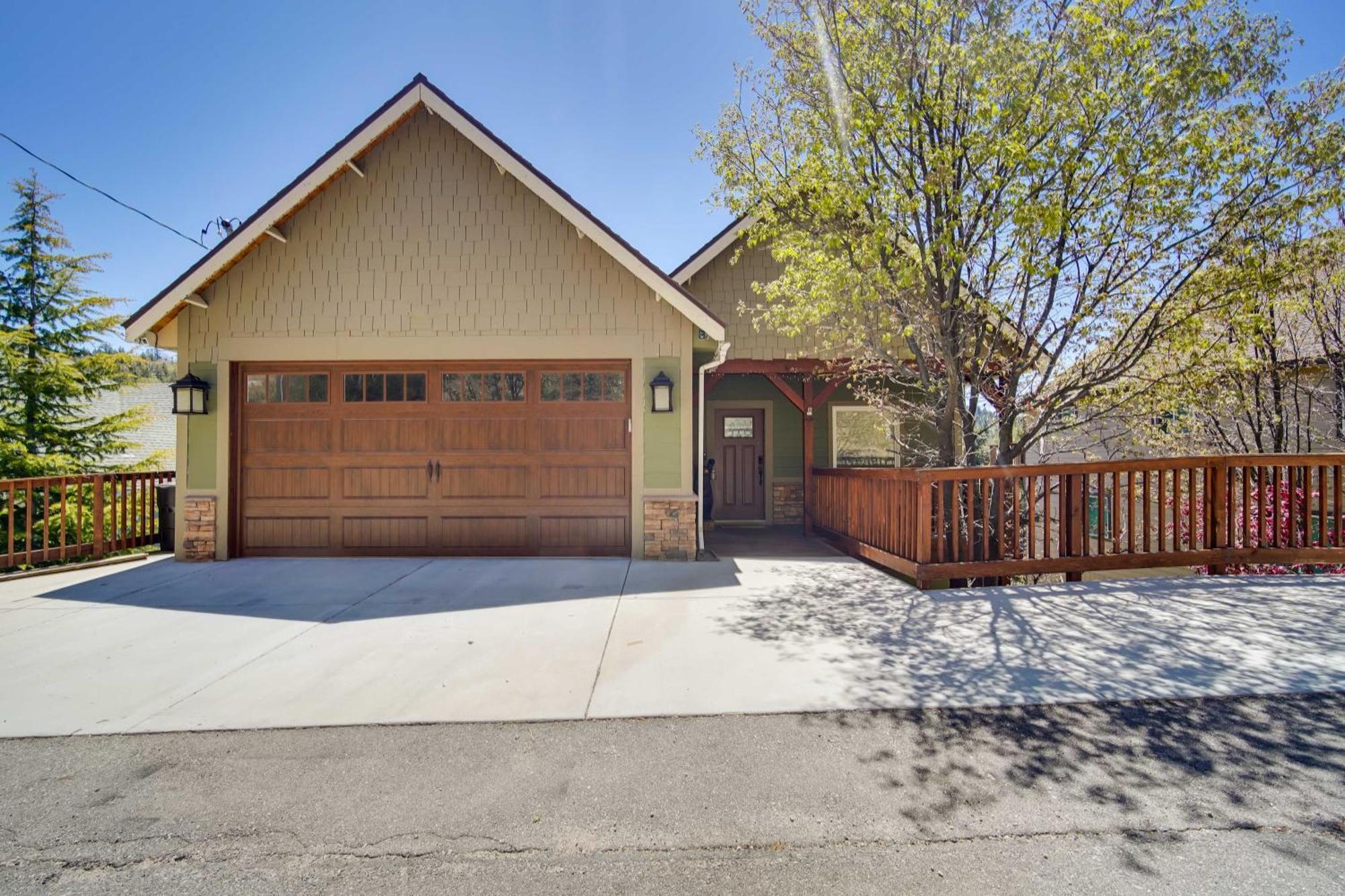 Lake Arrowhead Getaway With Decks And Game Room! Exterior photo